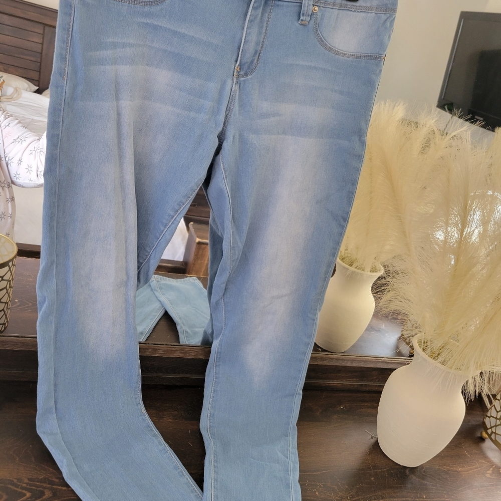 YMI skinny jeans